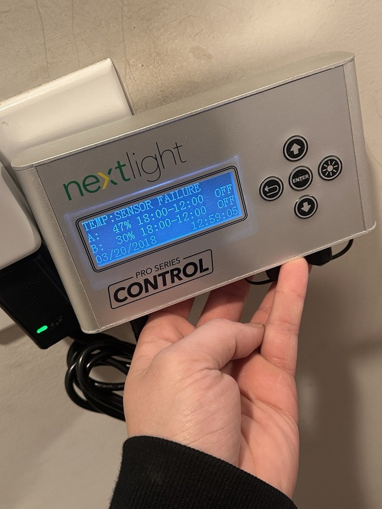 nextlight Pro Series Control Digital Grow Light Controller w/ Cables & Adapter