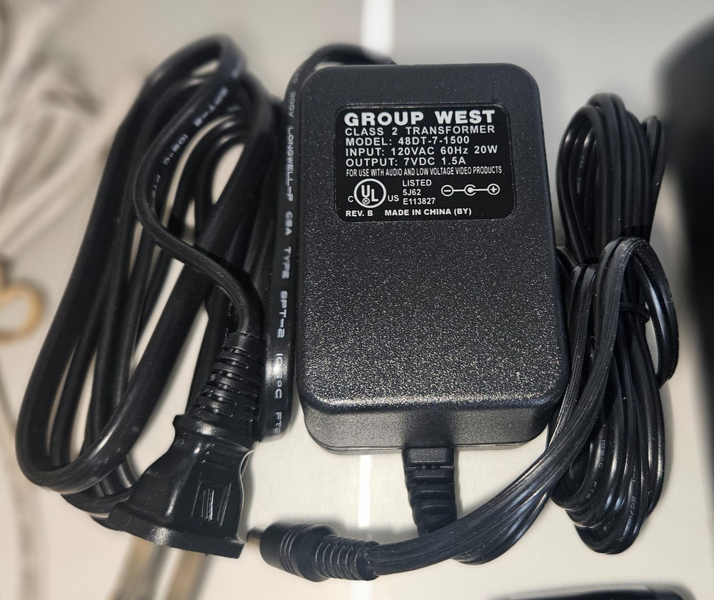 Sony Webtv Internet Terminal Int-W150 Open Box. Powers On. Otherwise Untested.