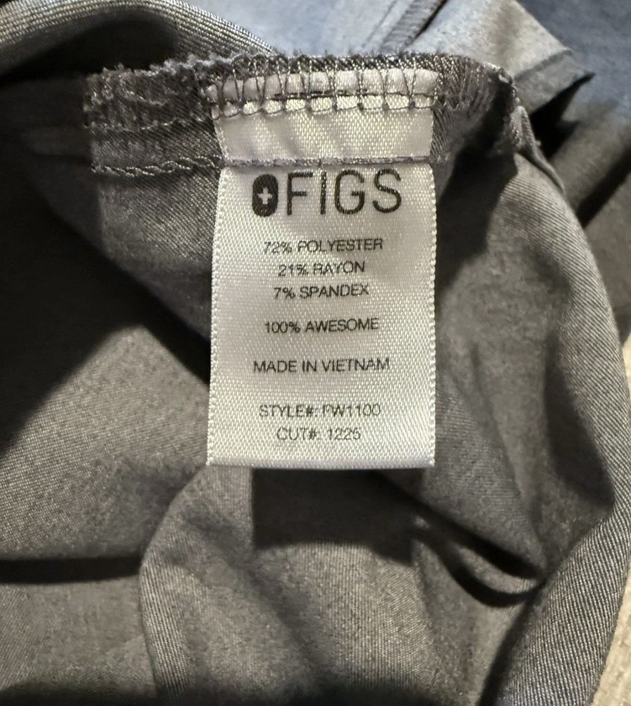 FIGS Scrub Top Womens Small Gray Technical Collection V Neck Stretch Pockets