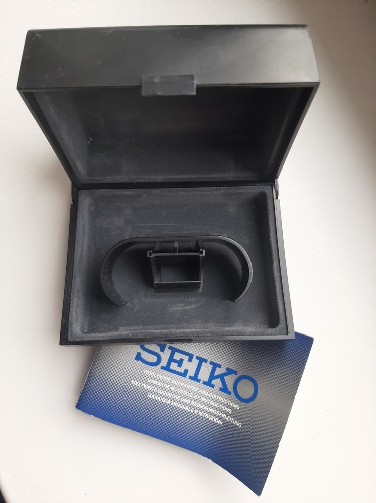 Seiko Watch Box only.