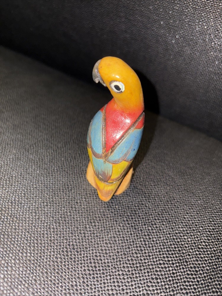 3 1/2 inch wooden parrot
