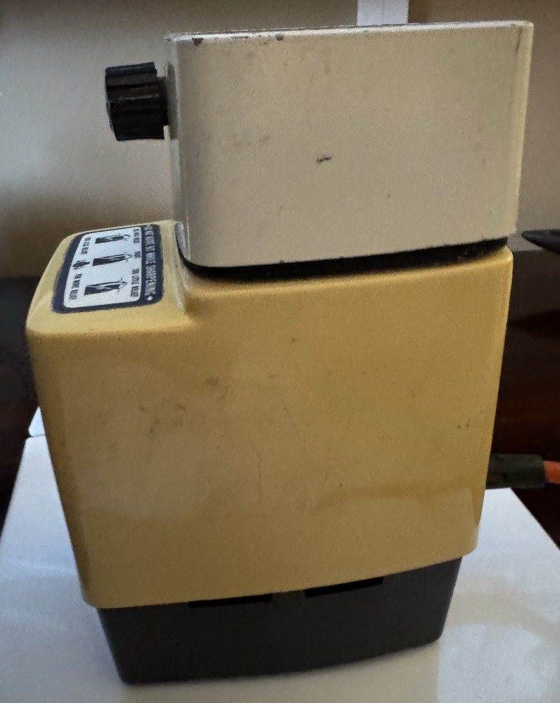 Vintage Working Black & Decker, DRILL BIT SHARPENER No. 6780