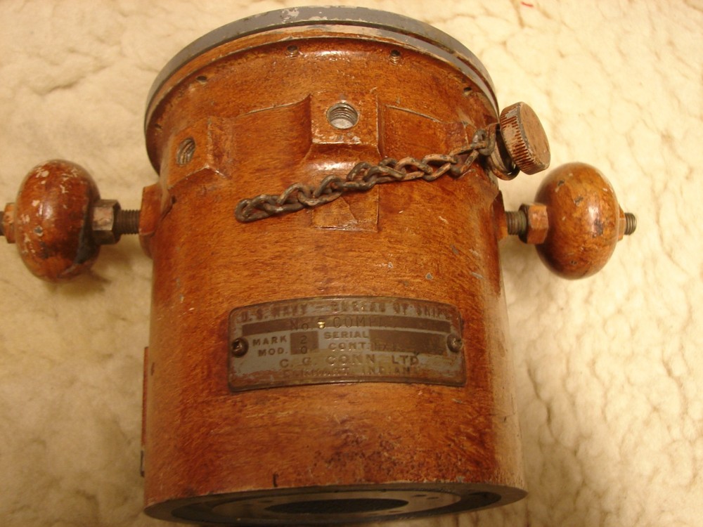 U.S. NAVY BUREAU OF SHIPS NUMBER 5 COMPASS RUSTIC HISTORICAL