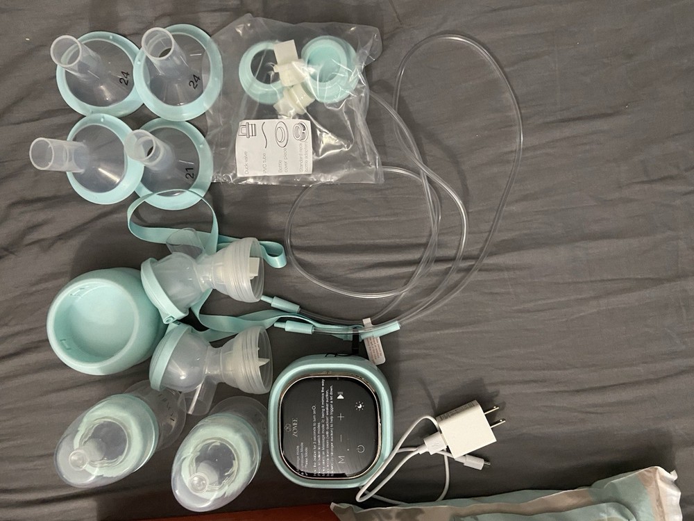 Zomee Breast Pump With Bag And Accessories