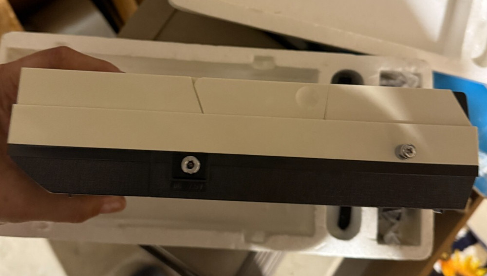 LLOYD'S Solid State Automatic Level Control Cassette Recorder Model 2V96A