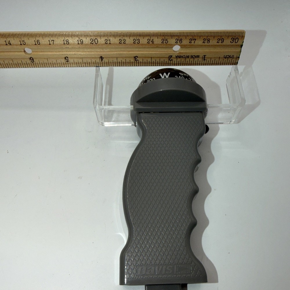 Davis Instruments Hand Bearing Compass Vintage