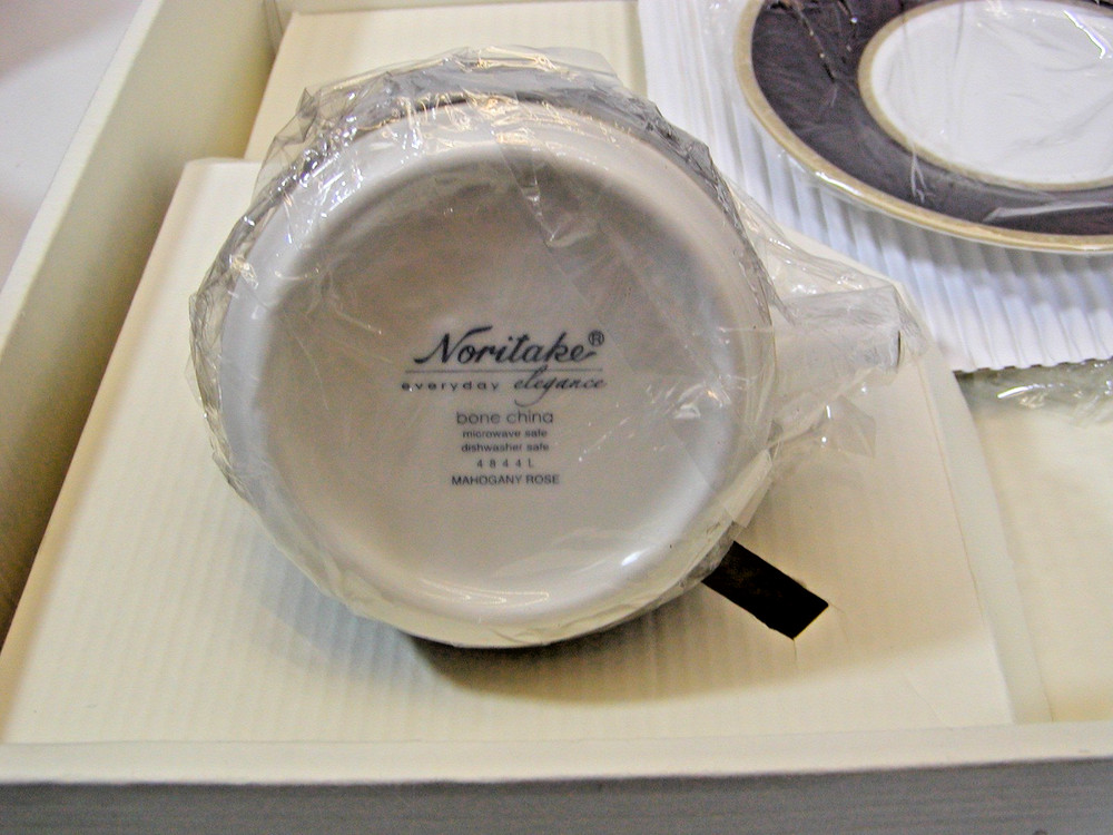 NEW NORITAKE MAHOGANY ROSE 5 PIECE PLACE SETTING