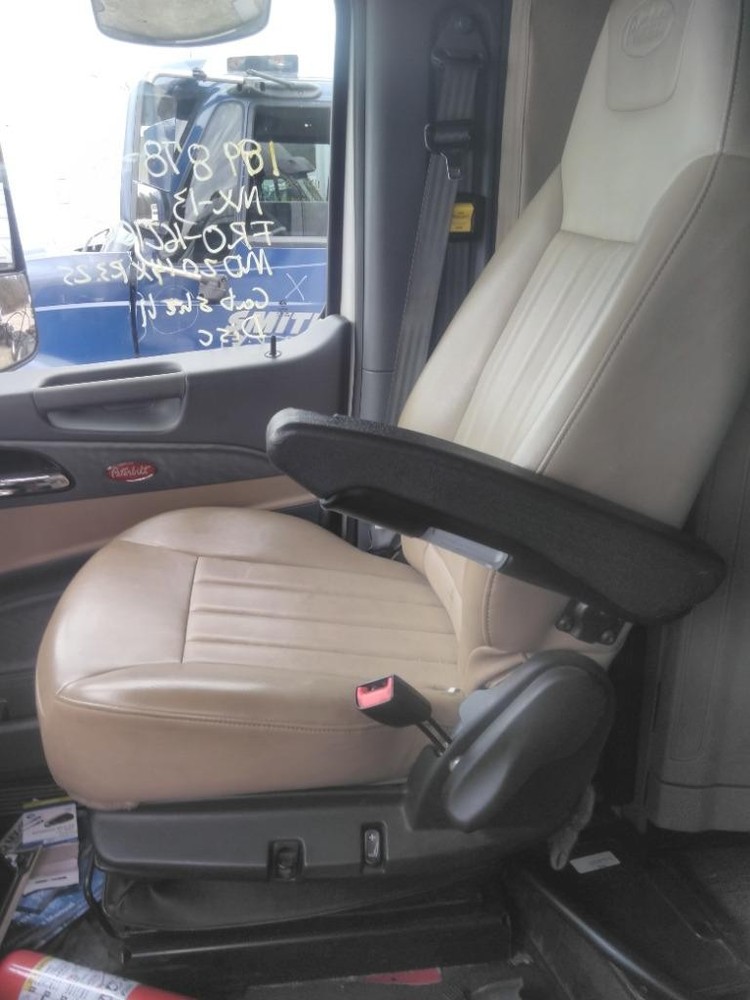 Replaces 2016 PETERBILT 579 FRONT SEAT ,  GA