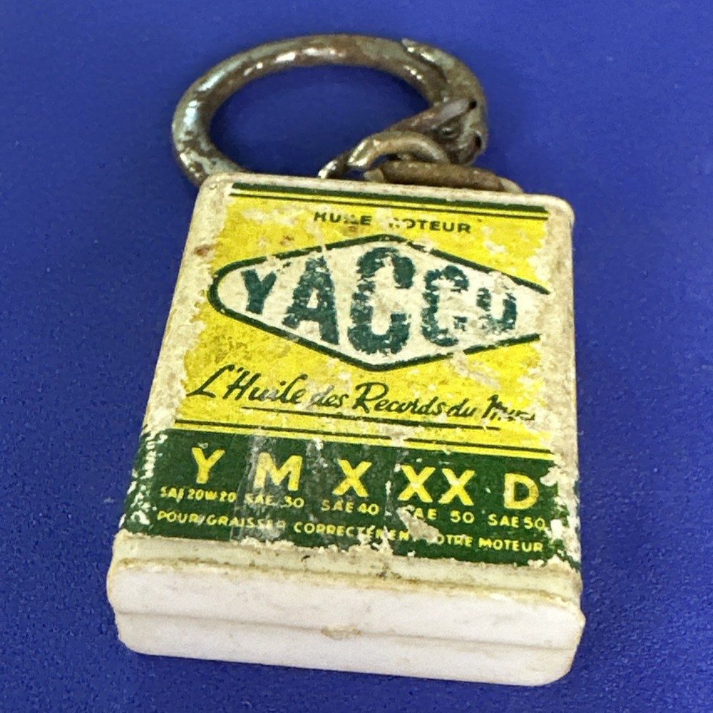YACCO - VINTAGE KEYCHAIN