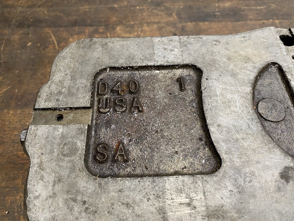 KURT ANGLOCK 4" MILLING MACHINE VISE D40,