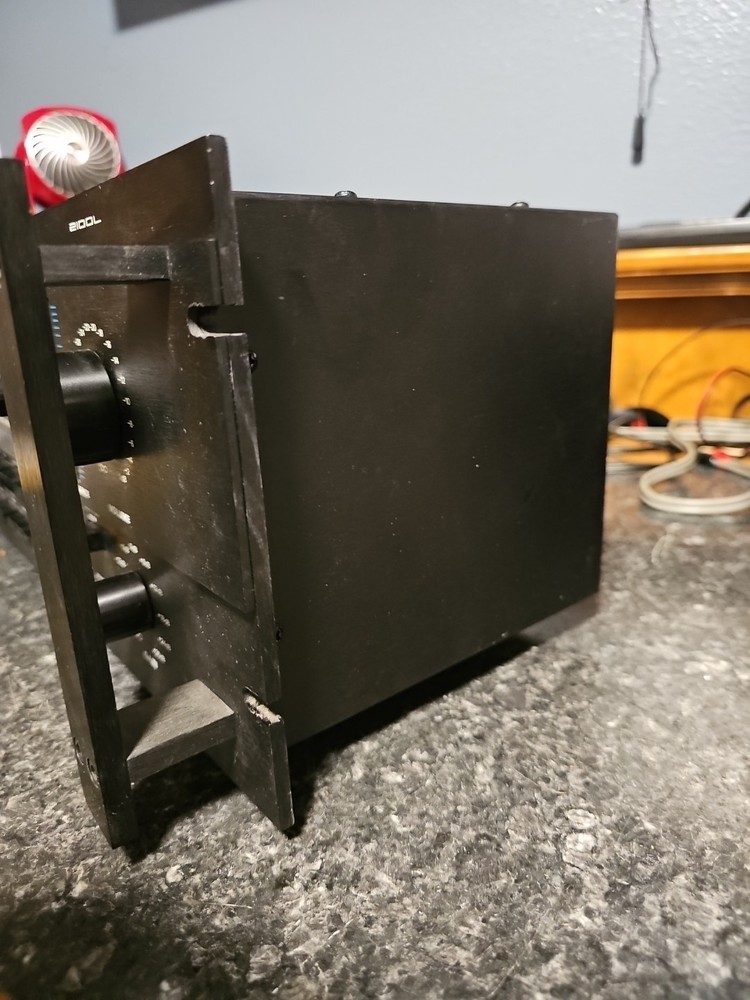 SAE 2100L Solid State Stereo Preamplifier With Original Box