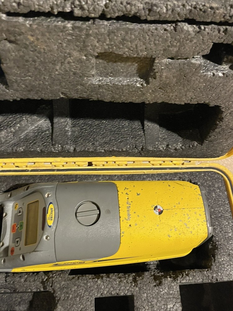 Spectra Trimble DG511 Precision Pipe Laser Kit (SHIPS NEXT DAY)