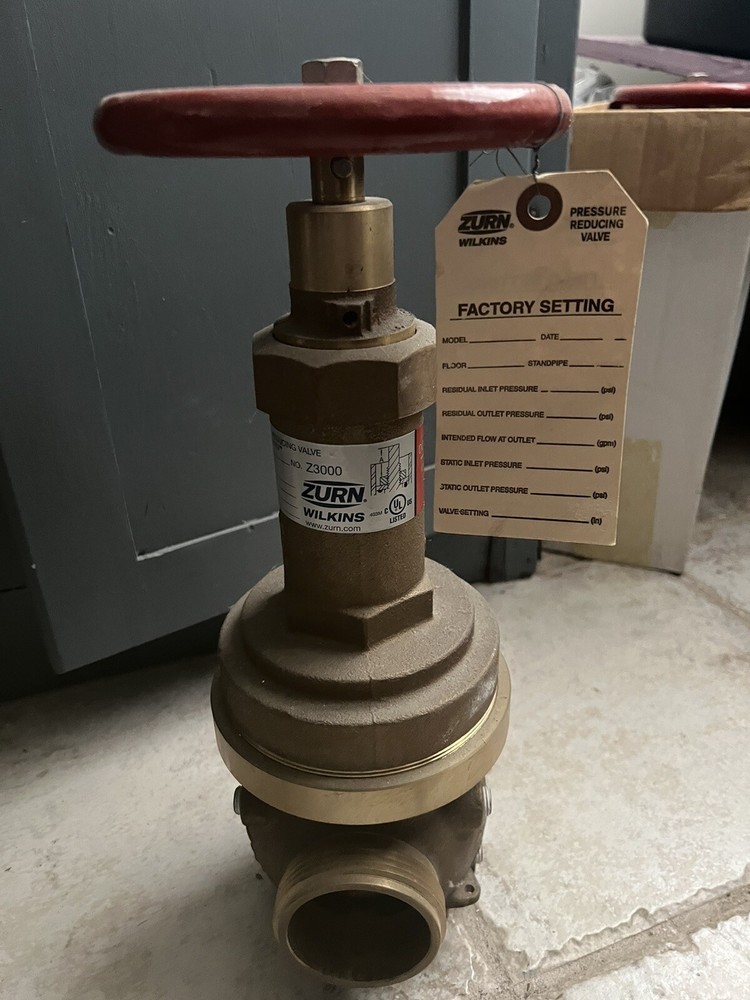 Zurn Wilkins Z3000 2-1/2" pressure reducing valve Angle Body