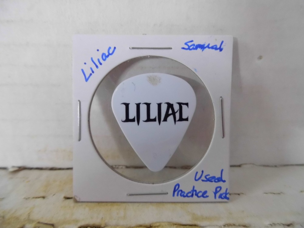 LILIAC "SAMUEL" GUITAR PICK~READ DESCRIPTION (#27~1)