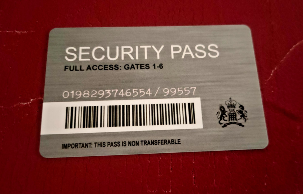 PROP - James Bond - SKYFALL PVC SECURITY PASS CARD & LANYARD