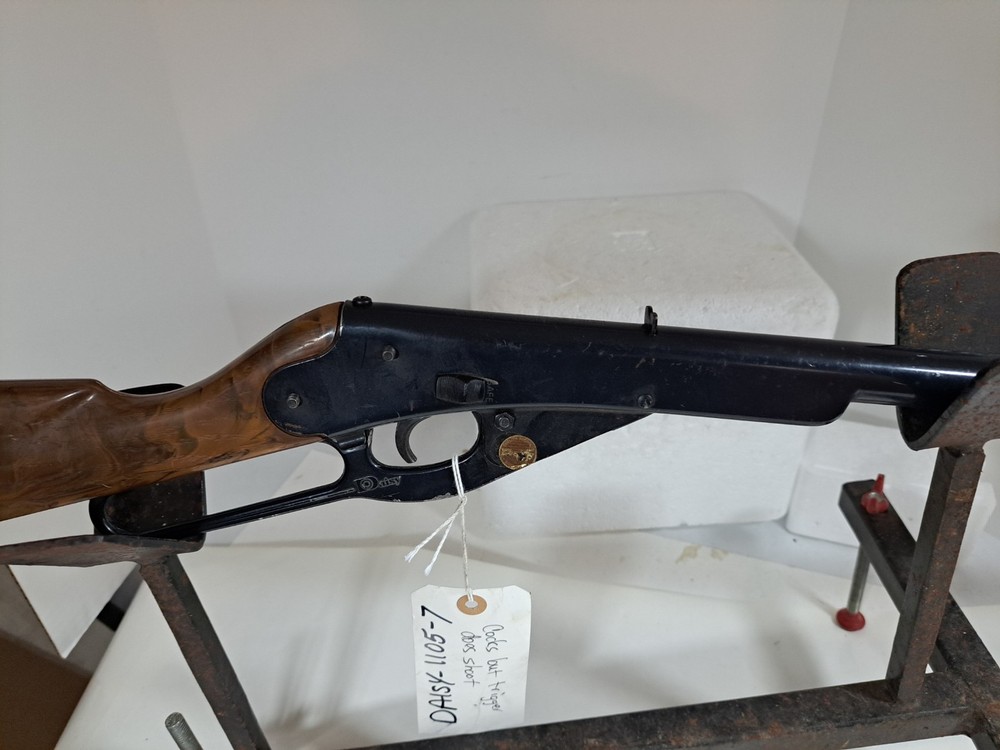DAISY MODEL 1105 BB GUN ROGERS AR,