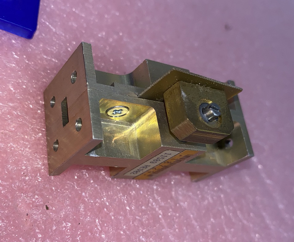 VARIABLE ATTENUATOR 26-40Ghz WR 28 Mint