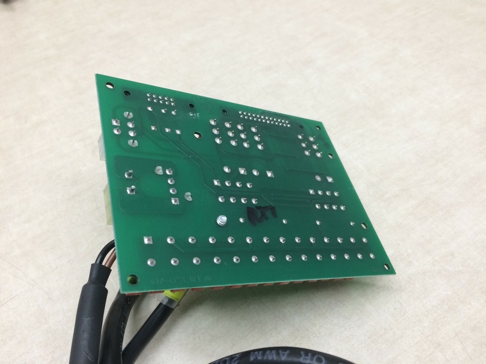 APC 640-4122E EPO Ancillary Interface Module w/ Cords