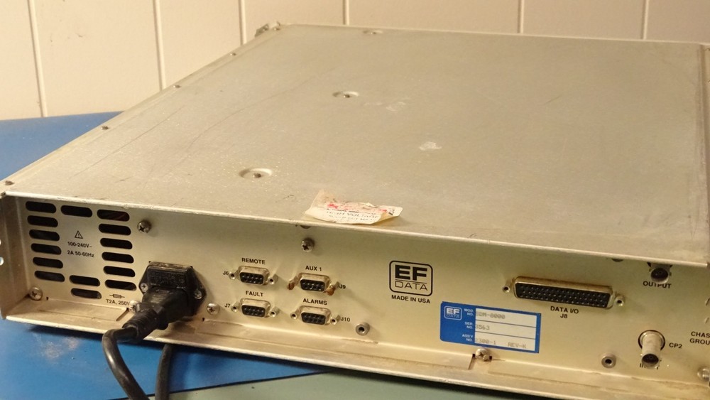 Comtech EF Data SDM-8000 Satellite Modem