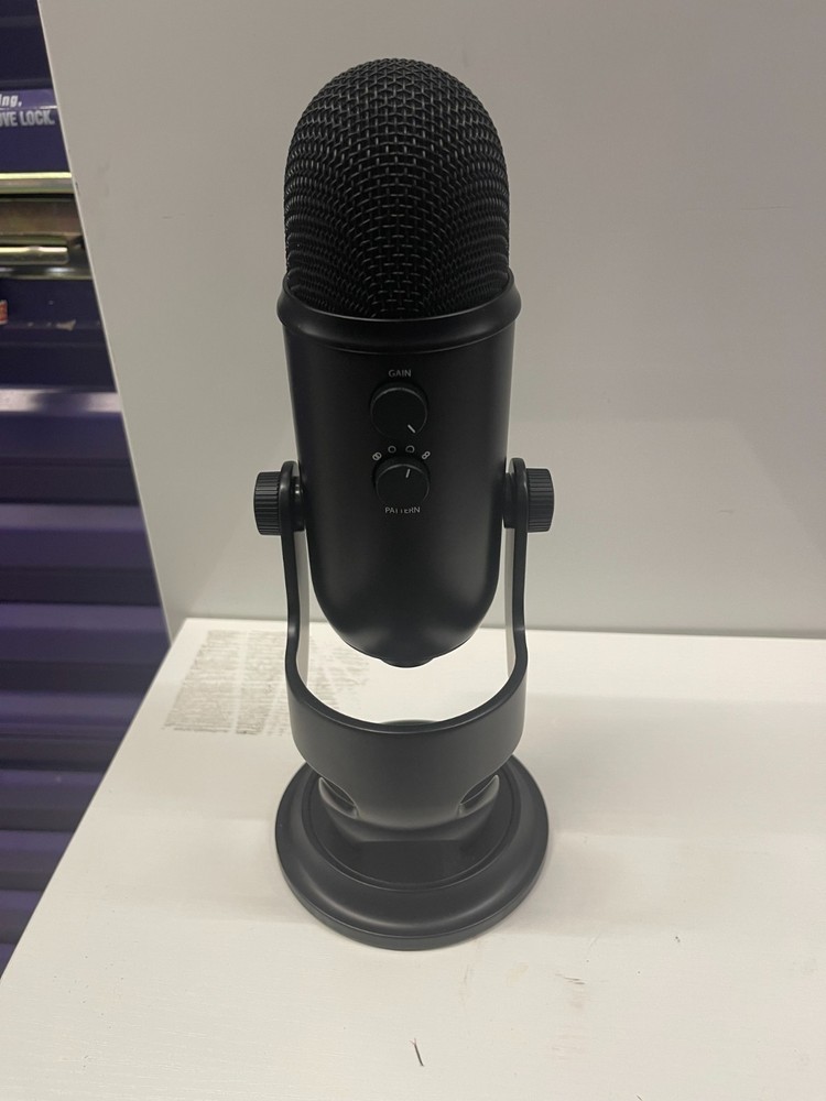Logitech Creators Blue Yeti USB Microphone - Black
