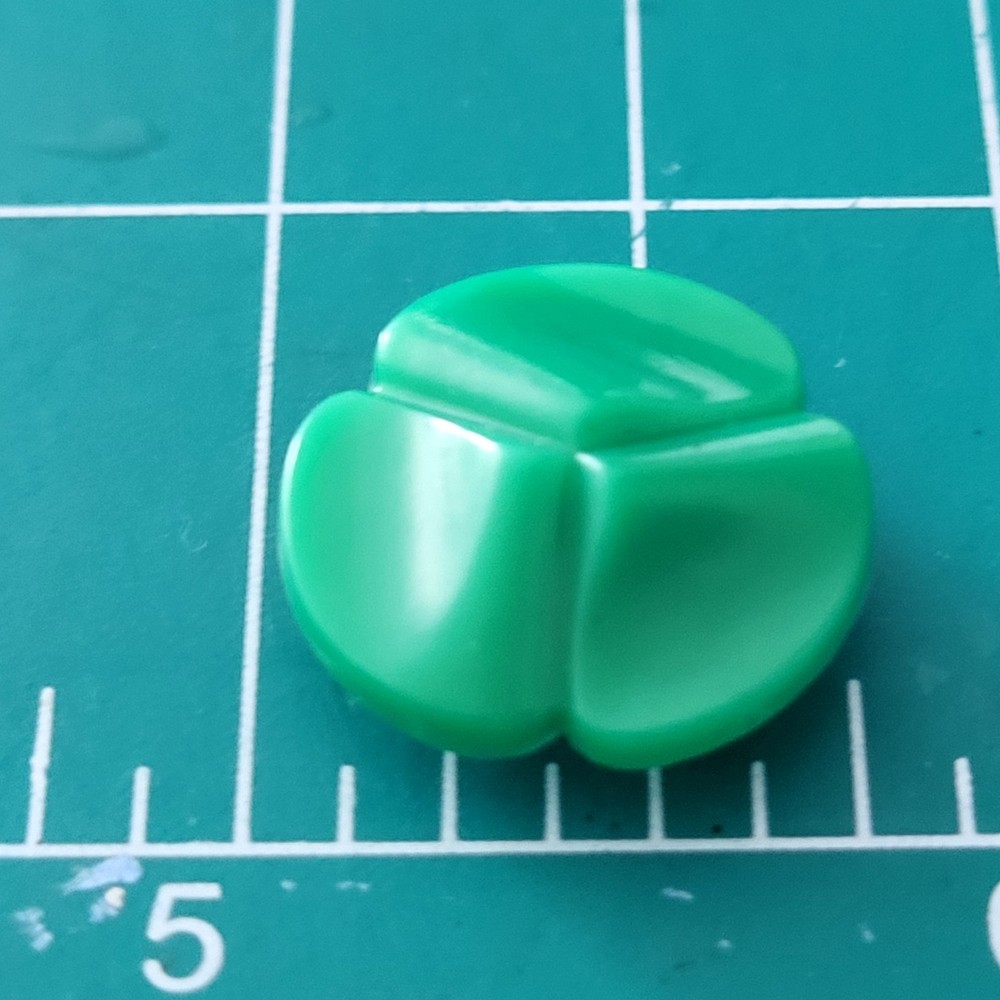 Colt # 39 button bright green confirmed pattern 3/4" excellent condition