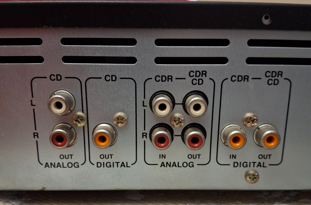 Onkyo DX-RD511 Audio CD Recorder Digital Dubbing Dual Deck *READ* Powers On