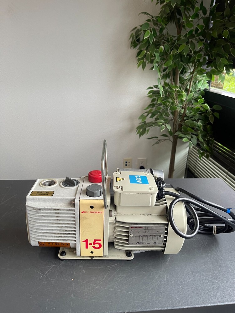 Edwards E2M1.5 Rotary Vane Dual Stage Vacuum Pump 230V