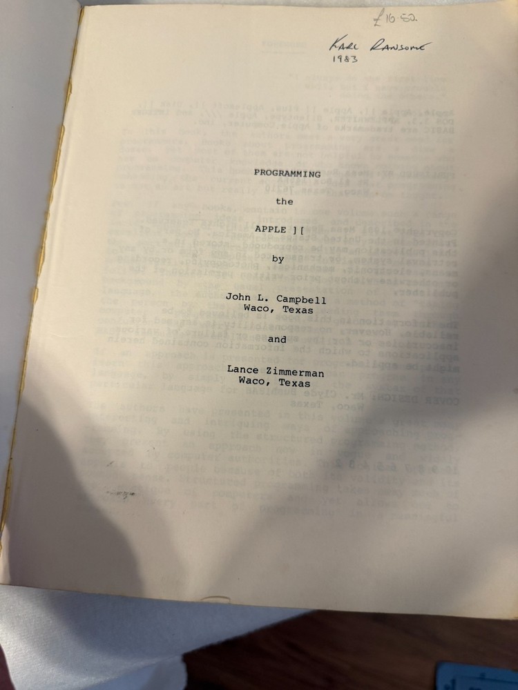 PROGRAMMING THE APPLE J L Campbell PB Vintage Apple II Computer BASIC