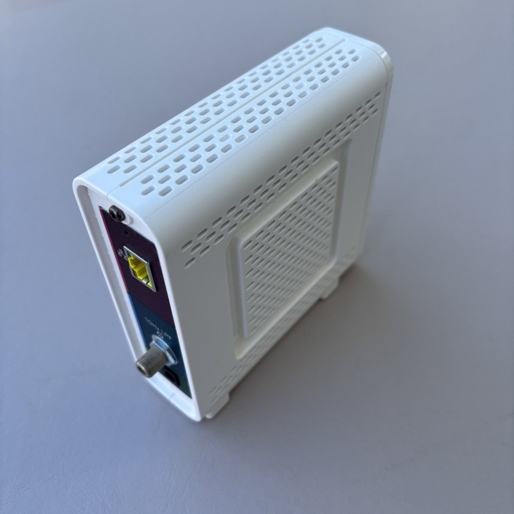 ARRIS Surfboard SB6190 DOCSIS 3.0 Cable Modem White Tested