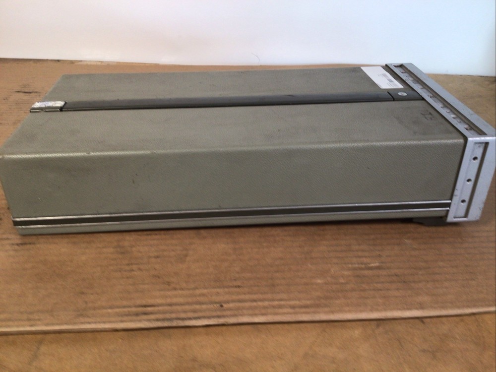 HP 5316A Reciprocal Universal Counter.