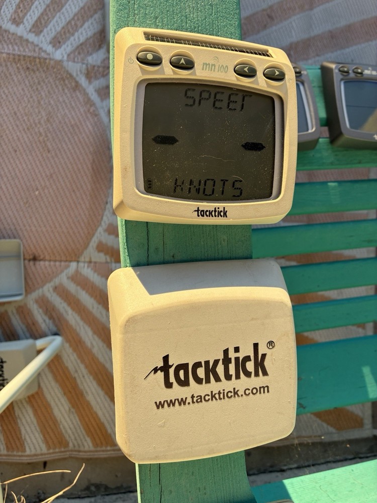 Raymarine TackTick MN100 Single Display Screen Solar Powered