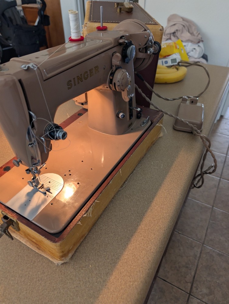 SINGER 306k Vintage Sewing Machine