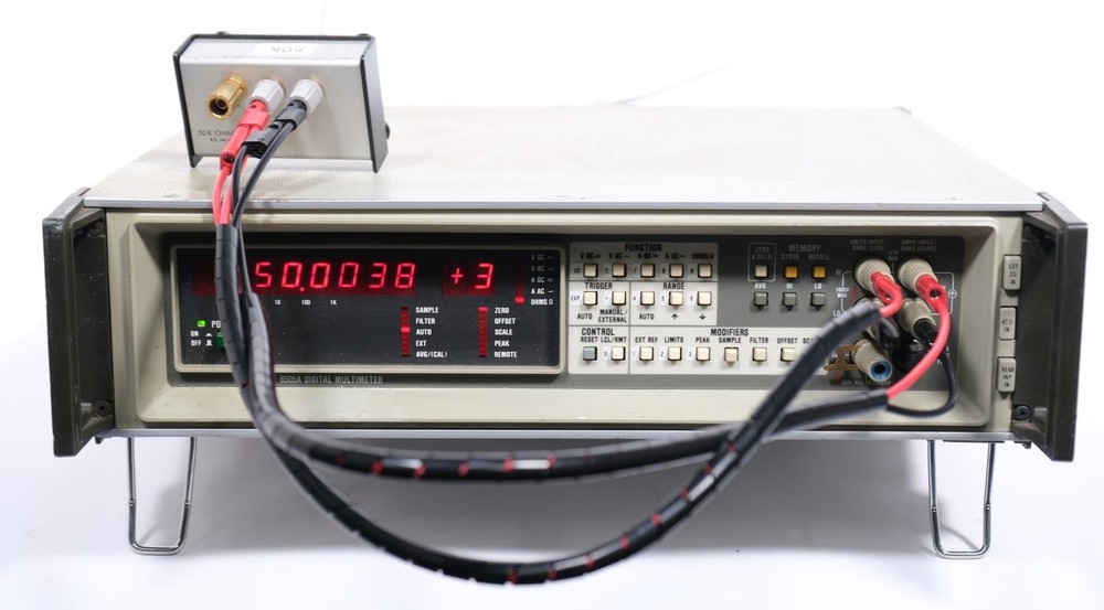 Fluke 8505A Digital MultiMeter