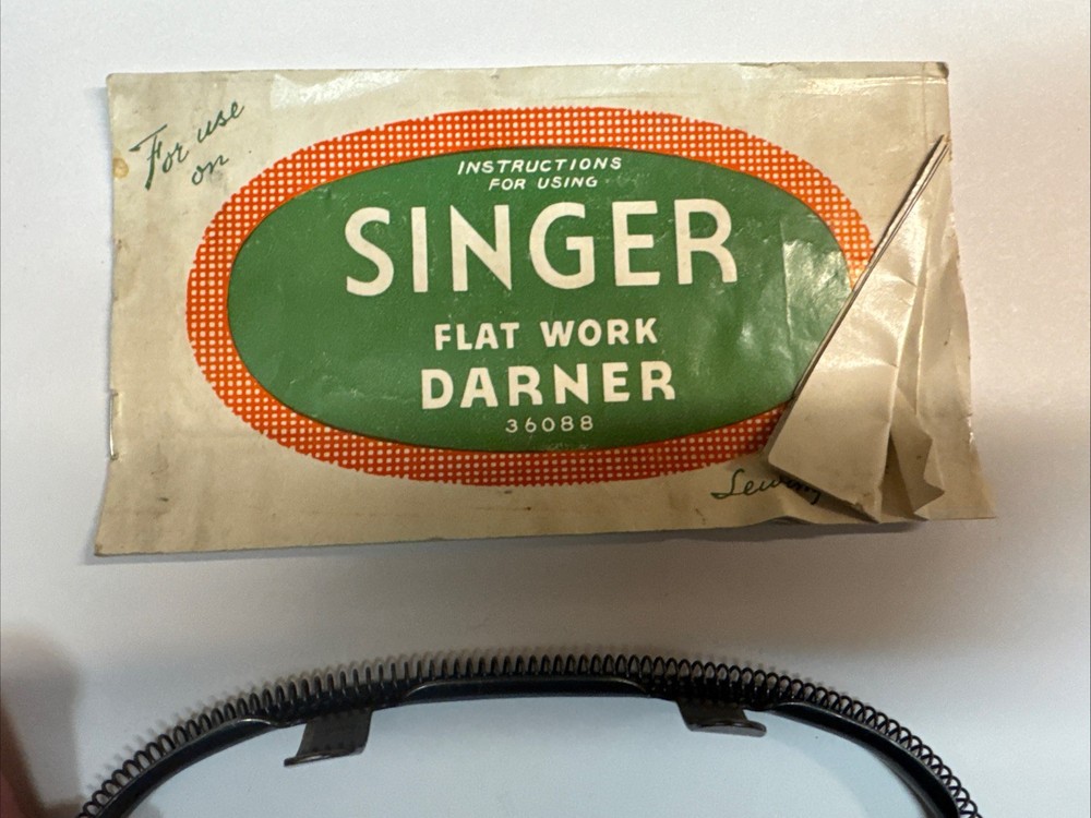 Singer Sewing Flat Work Darner With Instructions Number 36088 Excellent!