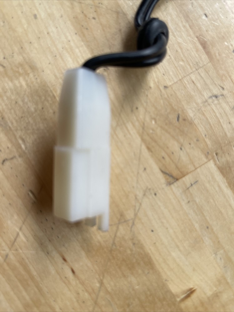 Singer 4525 Sewing Machine Light socket and Cord