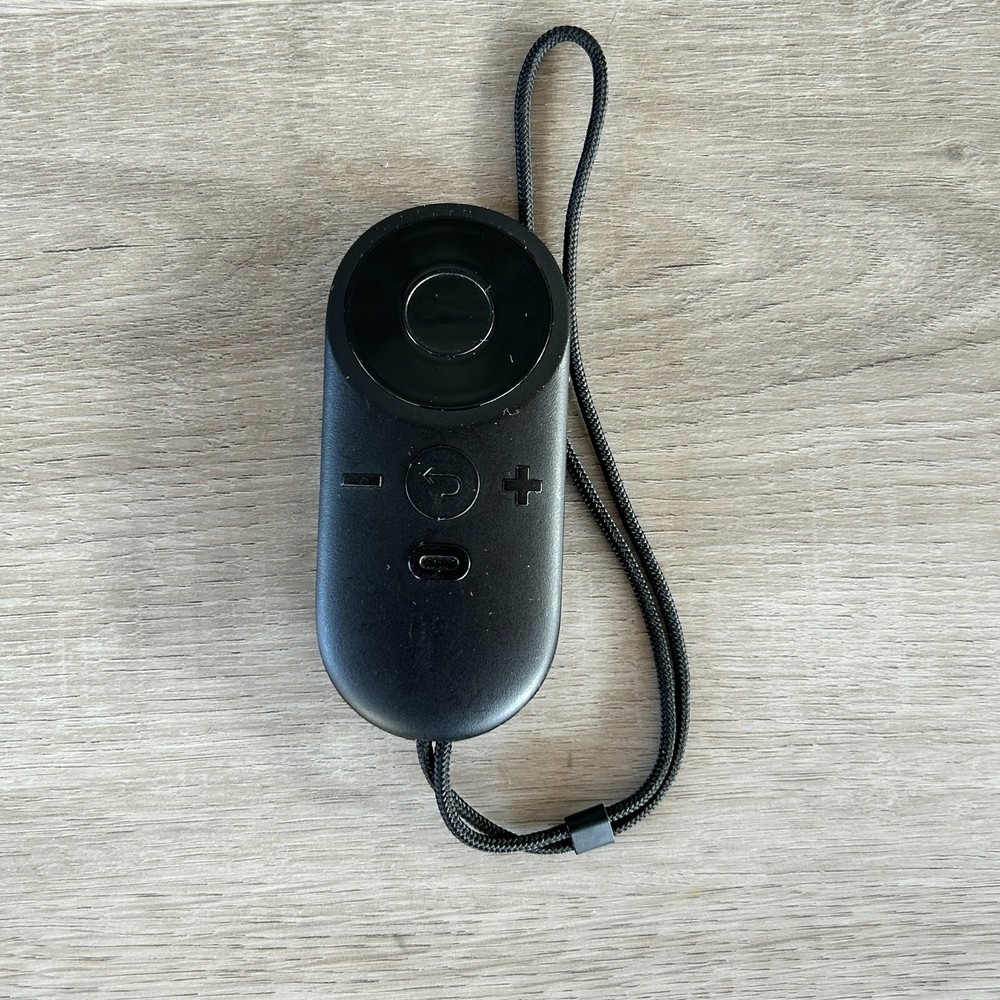 Meta Oculus Rift CV1 Wireless Remote