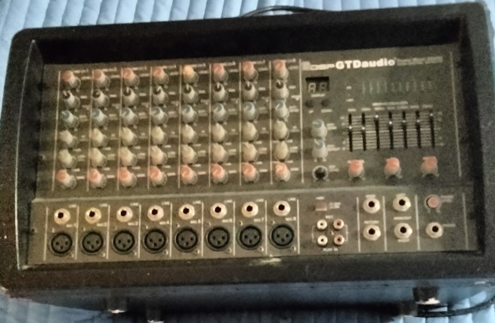 GTD-Audio 8-Channel Powered Mixer with Graphic Equalizer, XLR Inputs