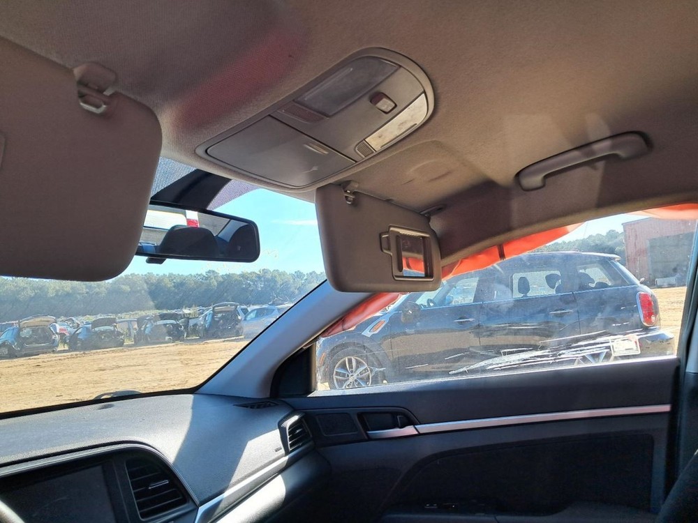 ELANTRA 2020 Glove Box 4769510