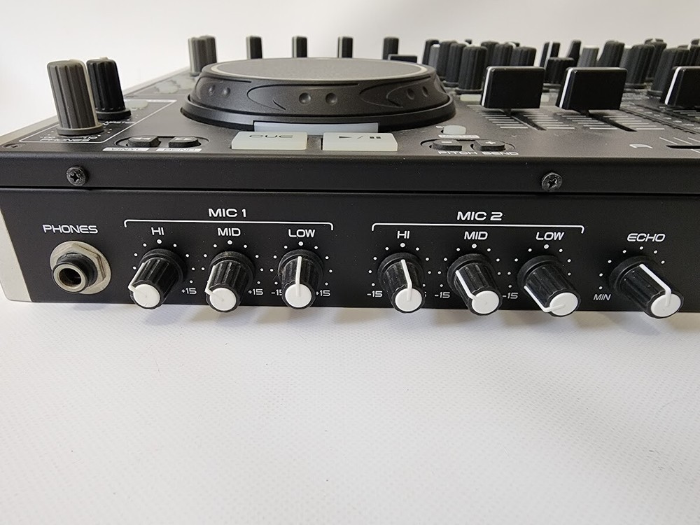 DENON DN-MC6000 4ch DJ Controller Mixer Traktor Virtual 4-Channel Black