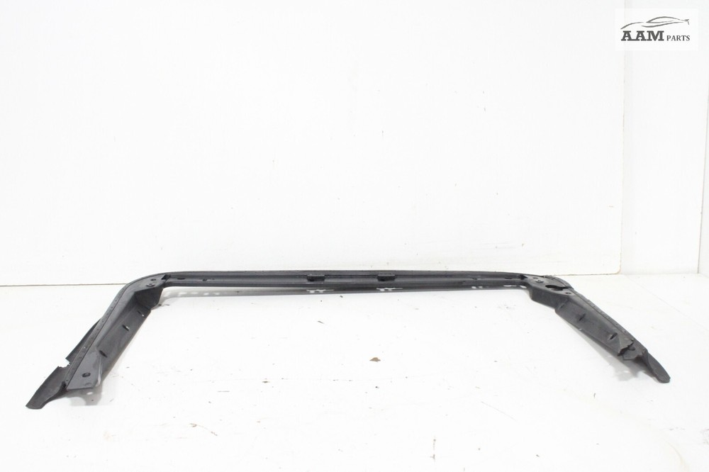 2018-2024 FREIGHTLINER CASCADIA FRONT ENGINE RADIATOR RECIRCULATION SHIELD OEM