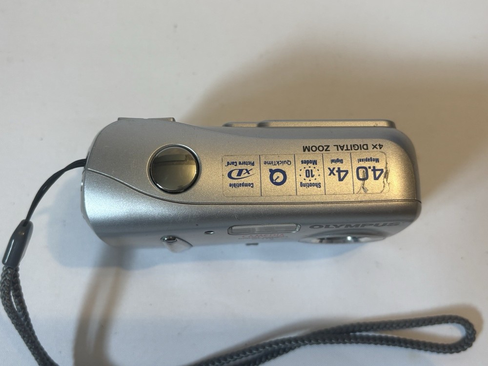 Olympus C-170 Digital Camera Silver - Working
