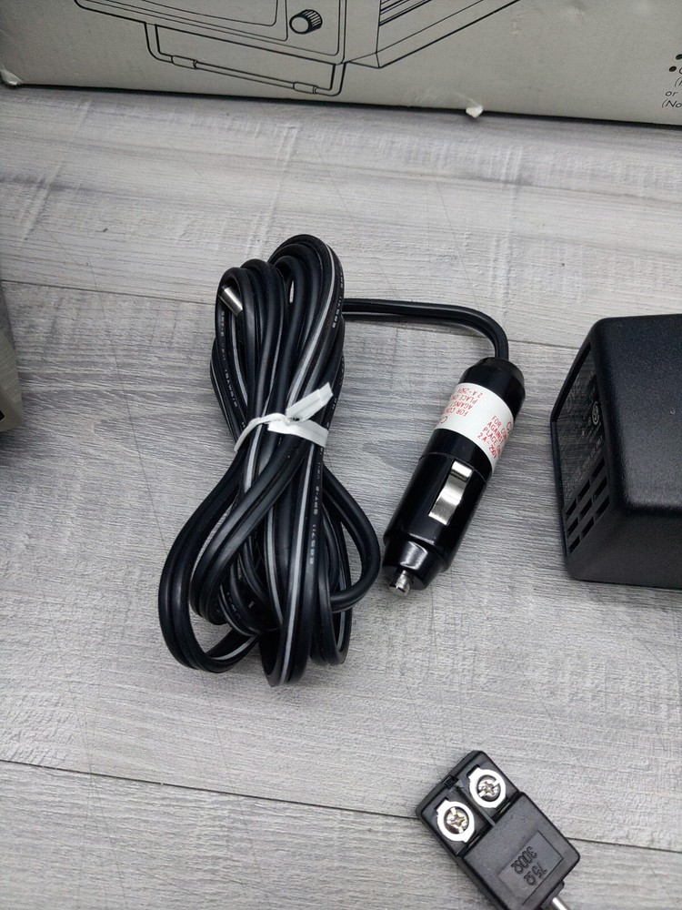 MultiTech 5.5" B/W Portable HI-TECH TELEVISION MB-0505, Cords, Box, Styrofoam.