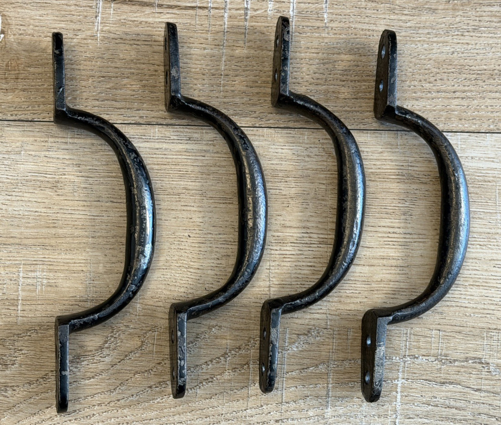 X4 VINTAGE IRON PULL HANDLES RUSTIC D HANDLES