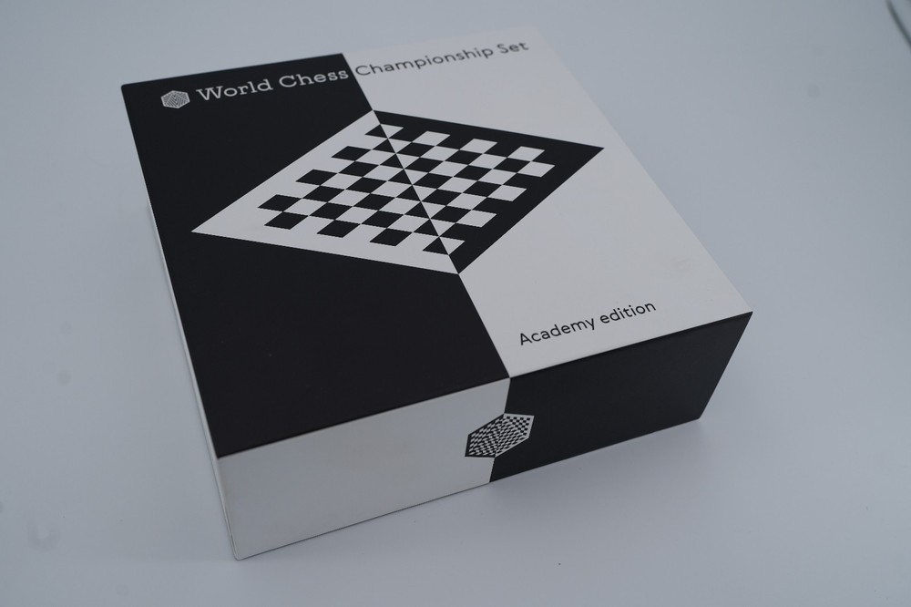 World Chess Championship Set (Academy Edition) New.