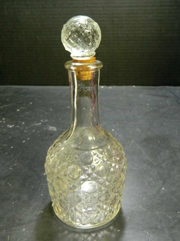 Vintage Daisy Button Perfume Bottle w/ Diamond Pattern Stopper 7" Excellent Con