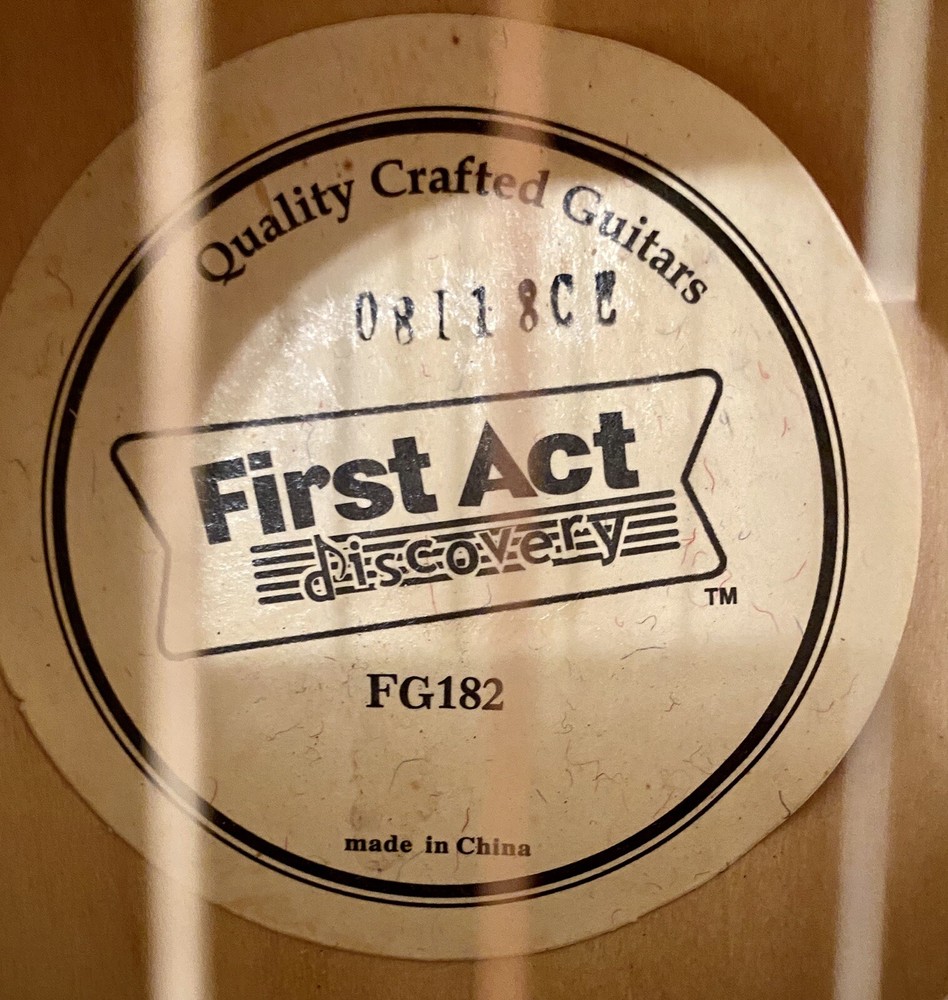 First Act Discovery Kids Acoustic Guitar W/Box