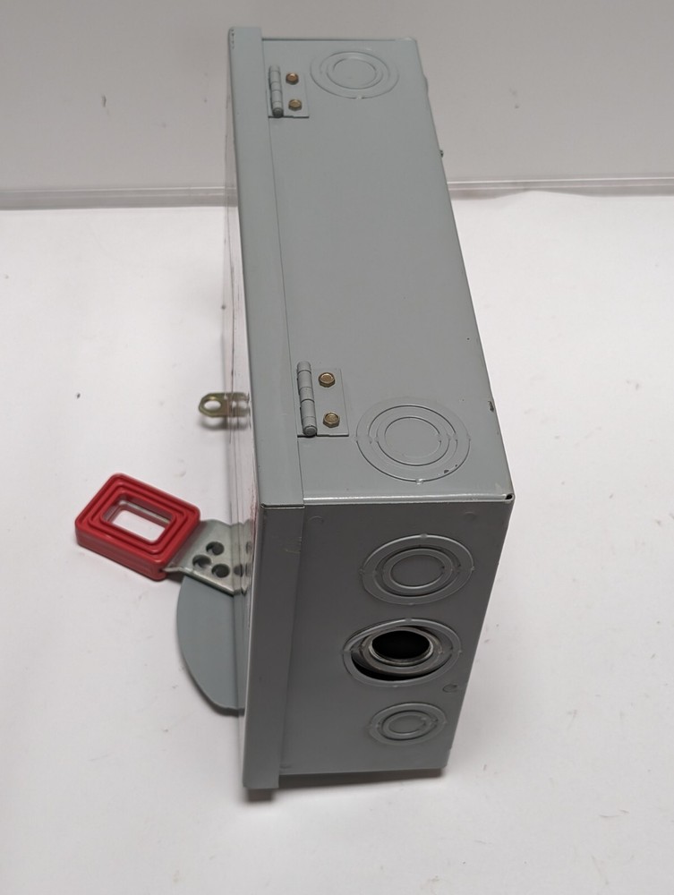 GENERAL ELECTRIC TH3361 Model 10 Safety Switch (USED).