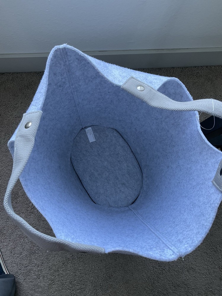 Felt Laundry Hamper – Soft Grey & Ergonomic Design, Modern Minimalist