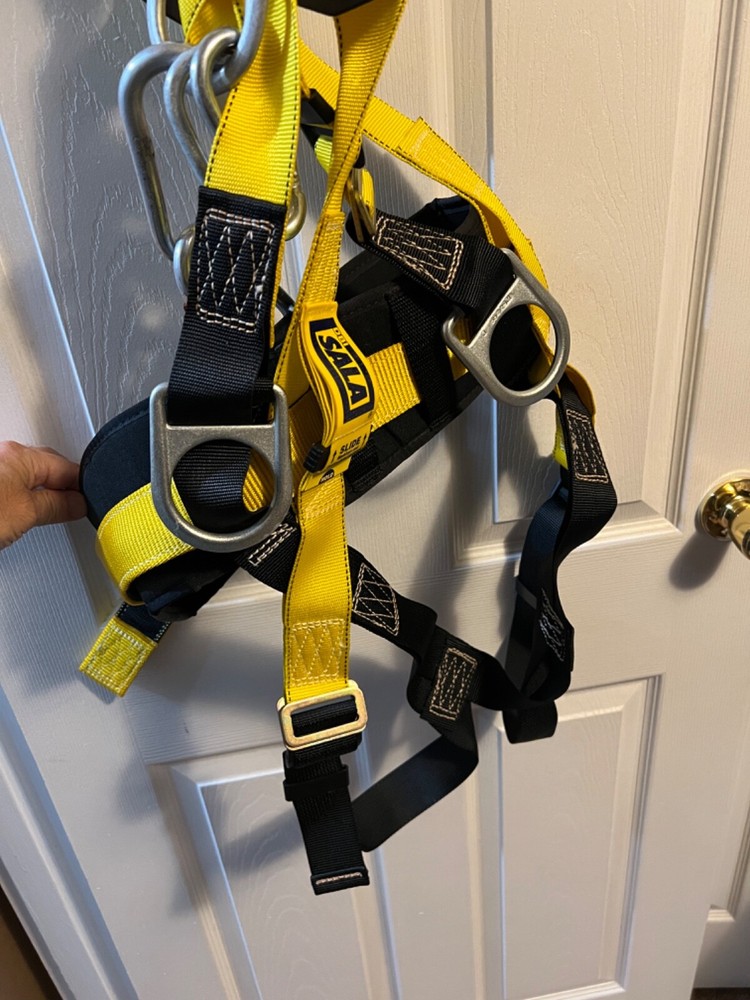 Dbi-sala Safety harness with extras