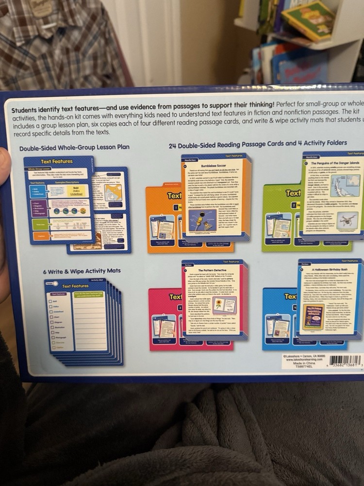 Lakeshore Text Features Finding Evidence Comprehension Kit